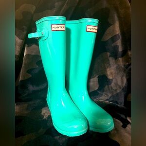 Hunter Big Kids Original Rain Teal Boots, size 5B/6G